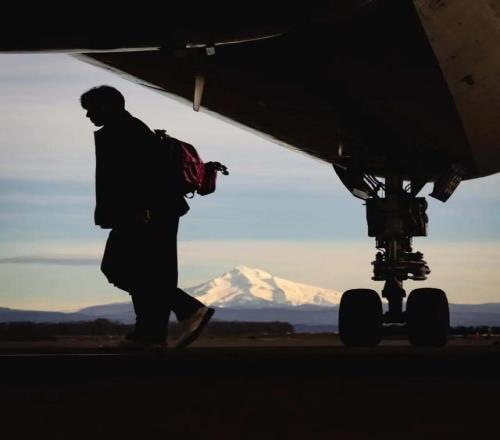 斯坦尼斯拉,斯与伯恩茅,斯分手,天博体育平台,天博体育官方网站,天博体育登录入口,天博体育app下载
