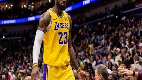 揭秘：西甲奇观！10胜6负数据大逆袭，究竟有何神秘策略？